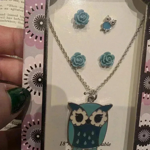 Blue  owl necklace and earring set - Picture 3 of 6